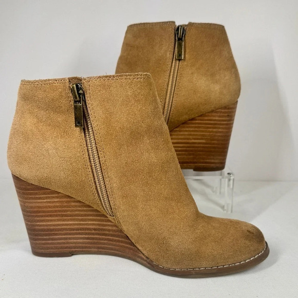 Lucky Brand Yakeena Tan Suede Leather Wedge Booties Size 7M - Picture 13 of 13